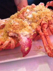Restaurant Reviews Rhode Island - Hemenway's Stuffed lobster 